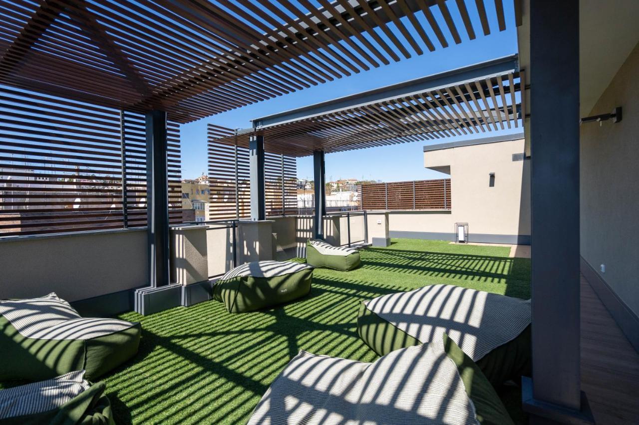 Aurealiving - Trastevere Suite With Rooftop & Gym, Your Place In Roma Esterno foto