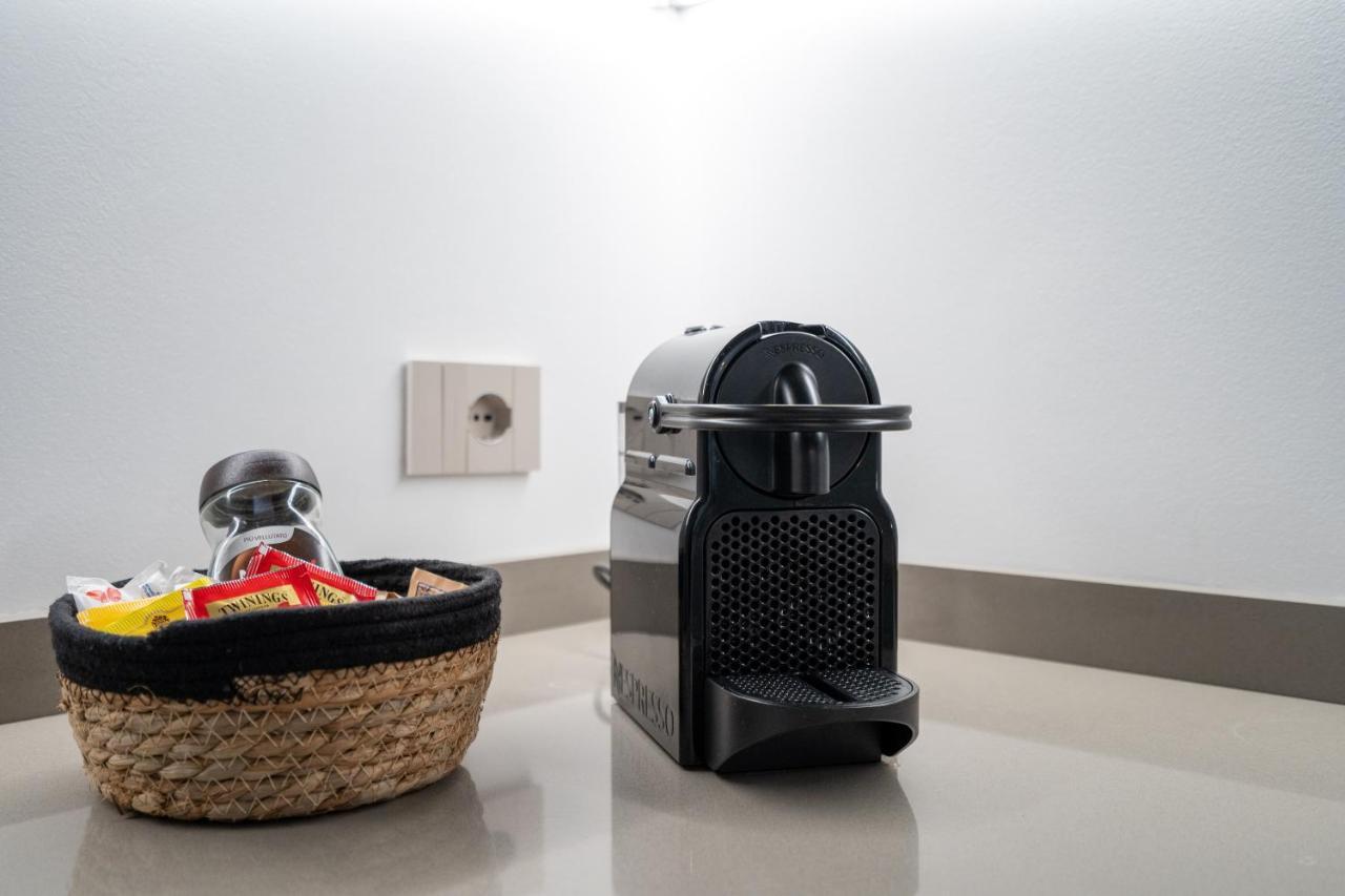 Aurealiving - Trastevere Suite With Rooftop & Gym, Your Place In Roma Esterno foto
