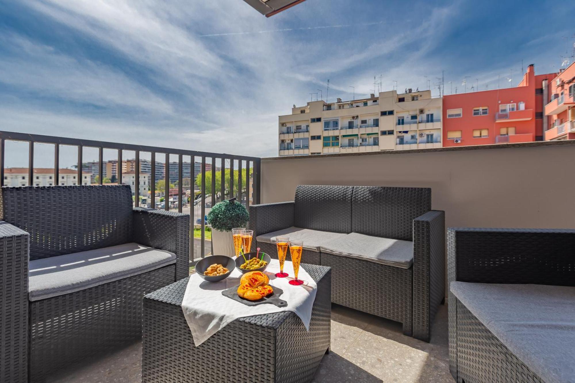 Aurealiving - Trastevere Suite With Rooftop & Gym, Your Place In Roma Esterno foto